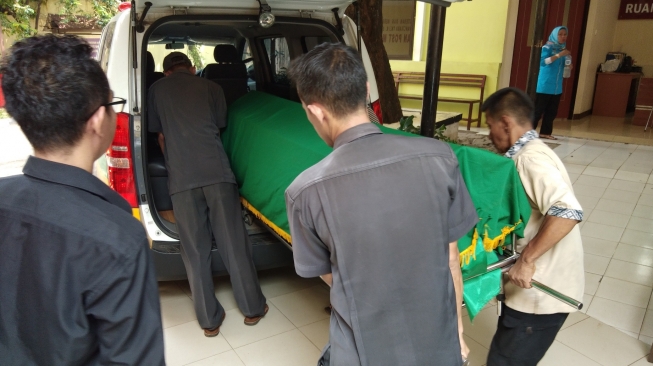 Posesif, B Bunuh Lelaki yang Jalan Bareng Mantan Kekasih Posesif, B Bunuh Lelaki yang Jalan Bareng Mantan Kekasih