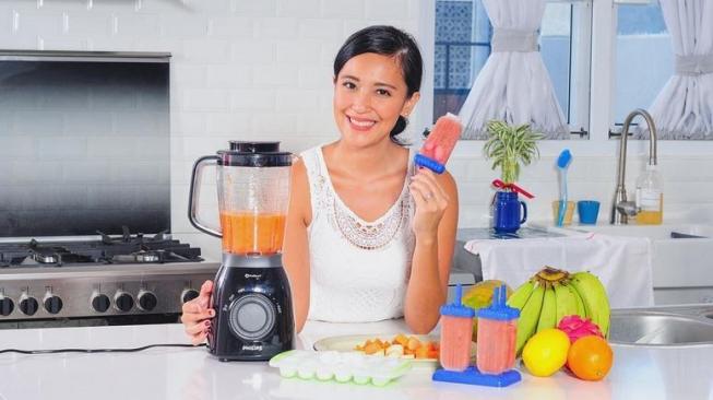 5 Artis Ini Sehat Karena Memilih Jadi Vegetarian 5 Artis Ini Sehat Karena Memilih Jadi Vegetarian