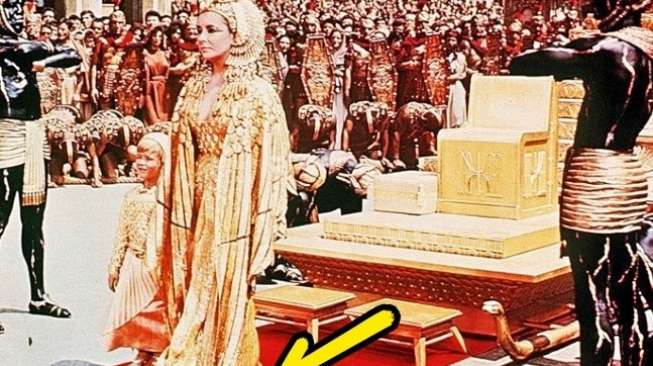 Lima Film Hollywood Ini Lakukan Kesalahan Fatal Lima Film Hollywood Ini Lakukan Kesalahan Fatal