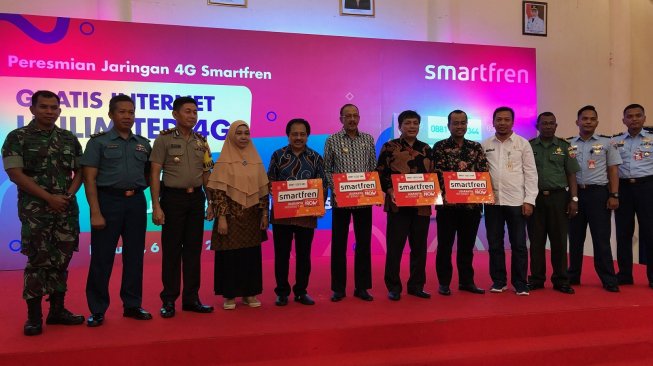 Smartfren Bangun Jaringan Telekomunikasi di Pulau Paling Utara Indonesia Smartfren Bangun Jaringan Telekomunikasi di Pulau Paling Utara Indonesia