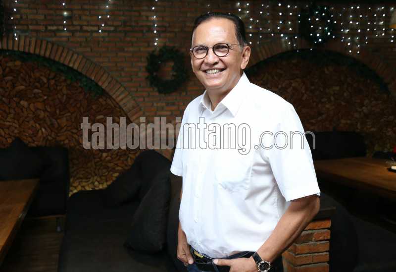 Buat Akun Instagram, Ini Postingan Pertama Roy Marten Buat Akun Instagram, Ini Postingan Pertama Roy Marten