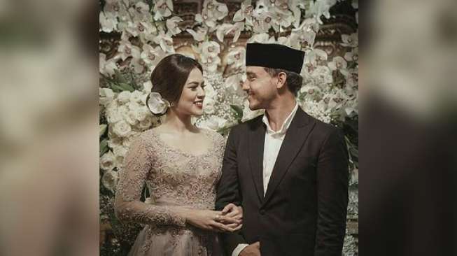 Mengenal Ngeuyeuk Seureuh, Ritual yang Dijalani Raisa dan Hamish