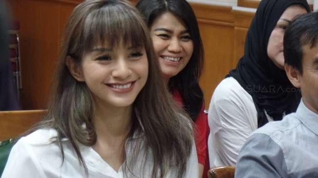 Gugat Cerai karena Selingkuh? Apa Kata Kirana Larasati Gugat Cerai karena Selingkuh? Apa Kata Kirana Larasati