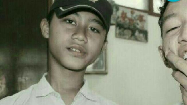 Tewas Setelah Selfie, Ternyata Tommy Anak Jahil Tapi Bikin Kangen Tewas Setelah Selfie, Ternyata Tommy Anak Jahil Tapi Bikin Kangen