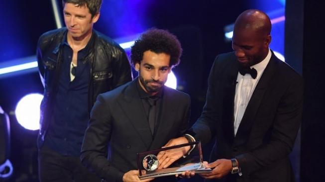 Kalahkan Bale dan Ronaldo, Salah Raih Puskas Award 2018