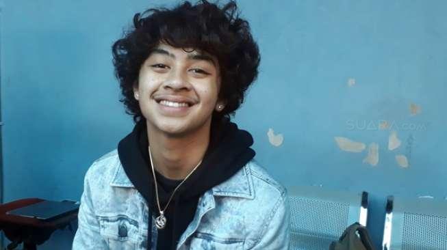 Foto Mesra Bareng Hanin Dhiya, Ini Penjelasan Bastian Steel Foto Mesra Bareng Hanin Dhiya, Ini Penjelasan Bastian Steel