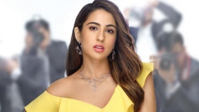 Ultah ke-24, Sara Ali Khan Bocorkan Poster Film Terbarunya