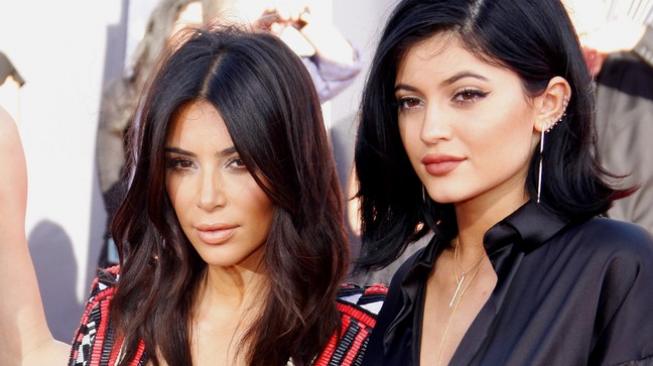 2018 Jadi Tahunnya Kylie Jenner dan Kim Kardashian, Yuk Intip Prestasinya