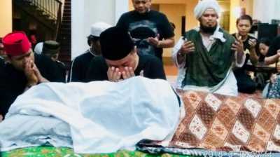 Istri ke-2 Opick Meninggal, Ustadz Solmed Ikut Berduka