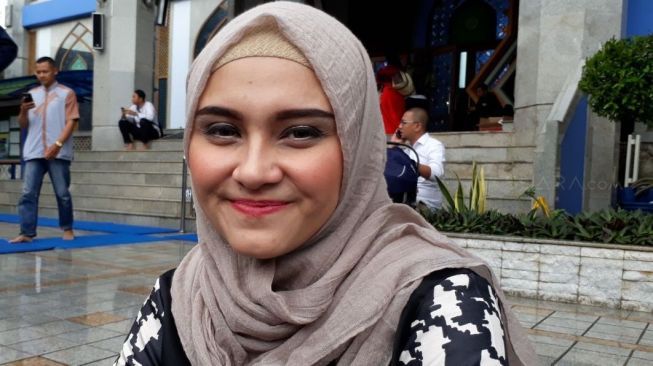 Selain Opor, Ini Menu Wajib Lebaran ala Zee Zee Shahab Selain Opor, Ini Menu Wajib Lebaran ala Zee Zee Shahab