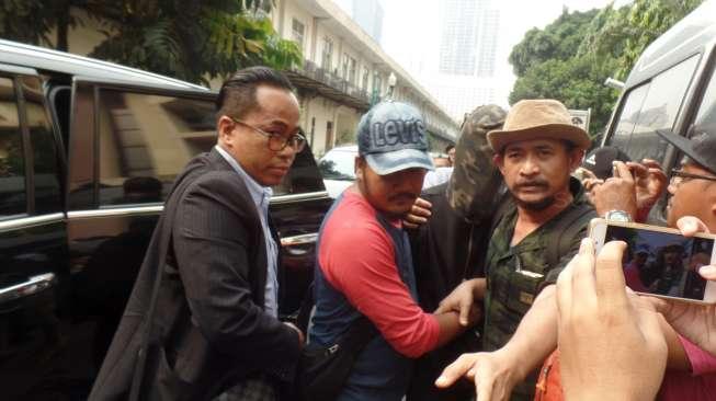Artis Ditangkap Pesan Narkoba, Satunya Lagi Pemasok Artis Ditangkap Pesan Narkoba, Satunya Lagi Pemasok