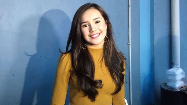 Penjelasan Beby Tsabina soal Kabar Pacari Endy Arfian Penjelasan Beby Tsabina soal Kabar Pacari Endy Arfian