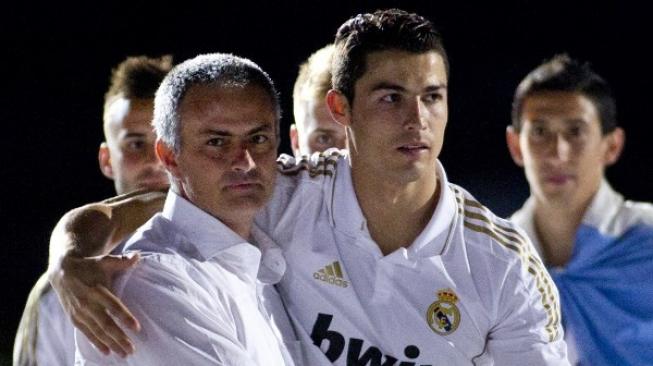 Melirik Perseteruan Mourinho dan Ronaldo Jelang Duel MU Vs Juve Melirik Perseteruan Mourinho dan Ronaldo Jelang Duel MU Vs Juve