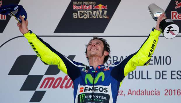 MotoGP: Kecelakaan Saat Latihan, Rossi Dilarikan ke Rumah Sakit