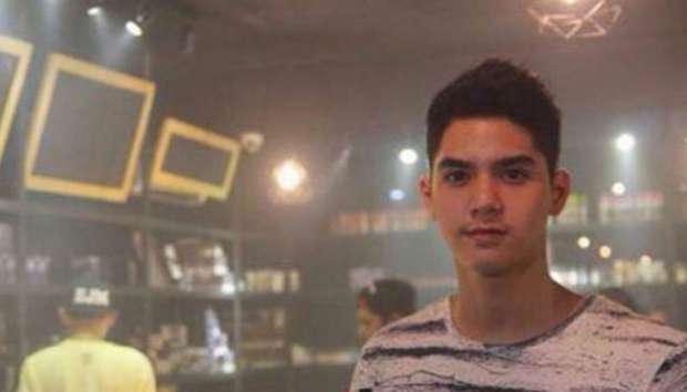 Al Ghazali Kepergok di Kelab Malam, Netizen: Jangan Salah Gaul Al Ghazali Kepergok di Kelab Malam, Netizen: Jangan Salah Gaul
