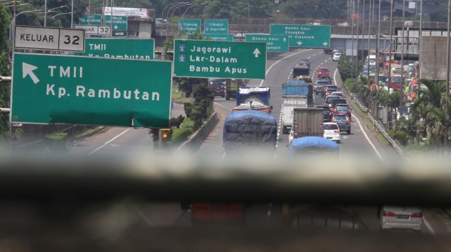 Jenderal TNI Jadi Korban Pelemparan Batu di Tol Jagorawi