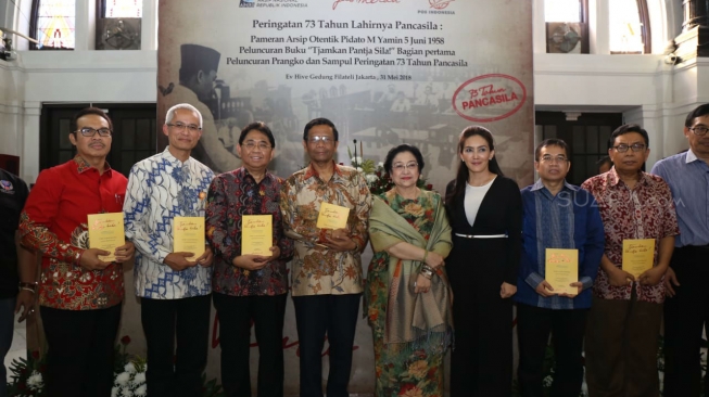 Pos Indonesia Luncurkan Prangko Sambut Hari Kelahiran Pancasila Pos Indonesia Luncurkan Prangko Sambut Hari Kelahiran Pancasila
