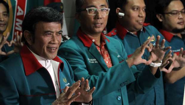 Rhoma Irama Beri Sinyal Bakal Maju Pilpres 2019 Rhoma Irama Beri Sinyal Bakal Maju Pilpres 2019