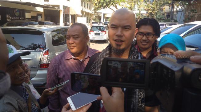 Ahmad Dhani : Kalau Honor Dewa 19 Murah, Pasti Main di Mana-mana Ahmad Dhani : Kalau Honor Dewa 19 Murah, Pasti Main di Mana-mana