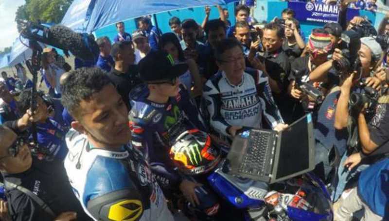 Yamaha Pakai All New R15 untuk Geser Honda CBR 150R Yamaha Pakai All New R15 untuk Geser Honda CBR 150R