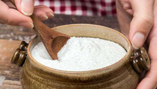 8 Masalah Kulit yang Tuntas dengan Garam