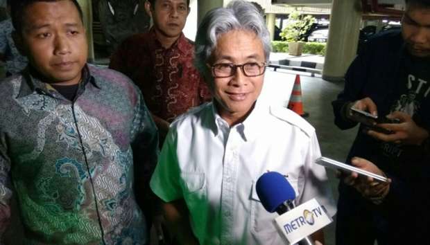Detik-detik Pencopotan Dirut Pertamina Detik-detik Pencopotan Dirut Pertamina