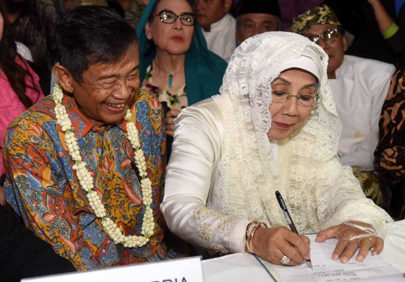 Nani Wijaya Bahagia Menikah di Tempat Kelahirannya, Cirebon