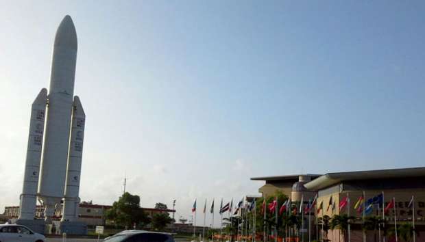 Satelit Telkom 3S Sukses Mengorbit Satelit Telkom 3S Sukses Mengorbit