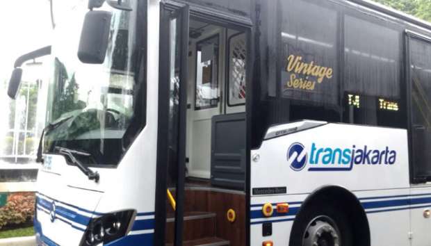 Begini Kemewahan Bus Transjakarta Baru yang Dipesan Ahok Begini Kemewahan Bus Transjakarta Baru yang Dipesan Ahok