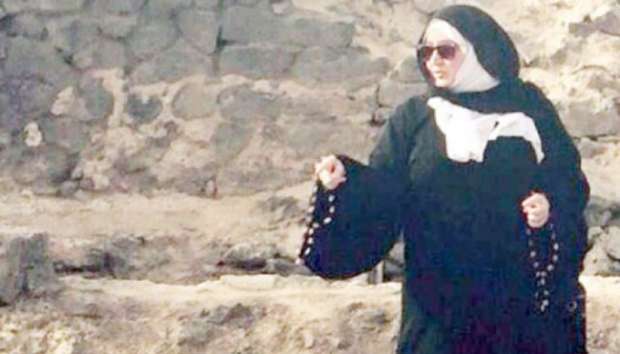 Ayesha Khaja, Wanita Saudi Pertama Pemandu Turis di Madinah Ayesha Khaja, Wanita Saudi Pertama Pemandu Turis di Madinah