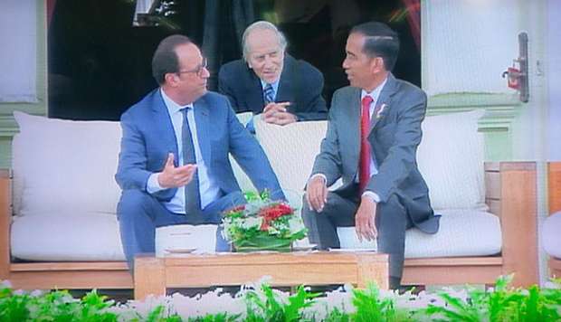 Kunjungan Bersejarah, Jokowi Sambut Presiden Prancis Hollande
