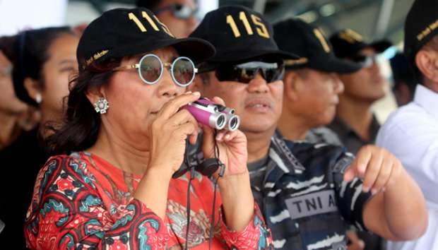 Awasi Laut, Menteri Susi Gunakan Satelit Inggris Senilai Rp 133 M Awasi Laut, Menteri Susi Gunakan Satelit Inggris Senilai Rp 133 M