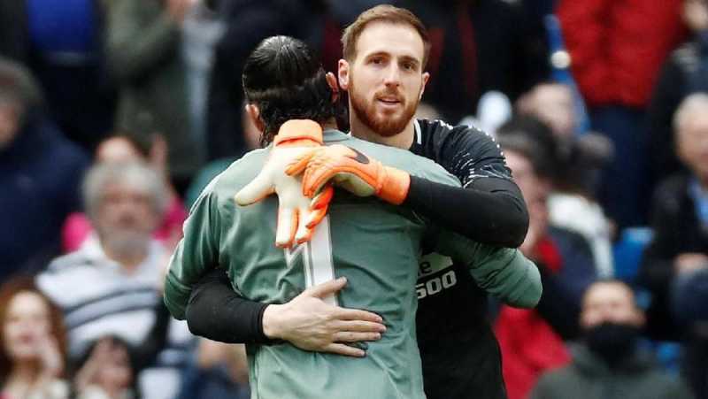 5 Kiper Berkualitas dengan Harga Lebih Murah dari Alisson 5 Kiper Berkualitas dengan Harga Lebih Murah dari Alisson
