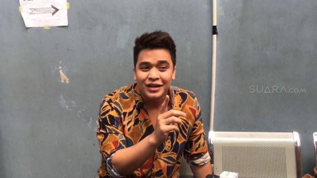 Hadiri Resepsi Syahnaz, Billy Syahputra Dibayar Raffi Ahmad, Kok? Hadiri Resepsi Syahnaz, Billy Syahputra Dibayar Raffi Ahmad, Kok?
