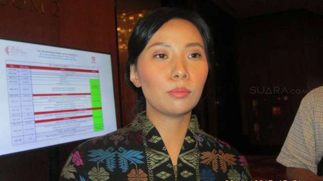 Livi Zheng, Gadis Blitar yang Jadi Sutradara & Produser Hollywood Livi Zheng, Gadis Blitar yang Jadi Sutradara & Produser Hollywood
