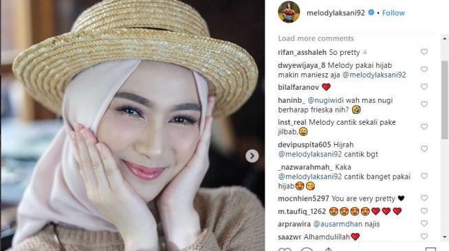 Mantap Berhijab, Ini Gaya Baru Melody JKT48 yang Makin Manis