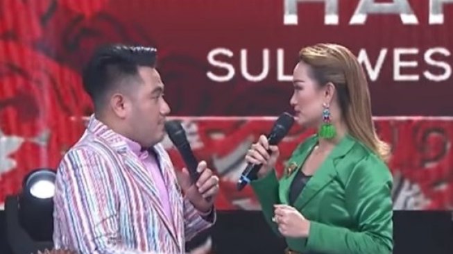 6 Kemesraan Zaskia Gotik dan Nassar, Sahabat Jadi Cinta?