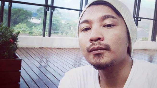 Menghilang, Ada Apa dengan Zul Zivilia? Menghilang, Ada Apa dengan Zul Zivilia?