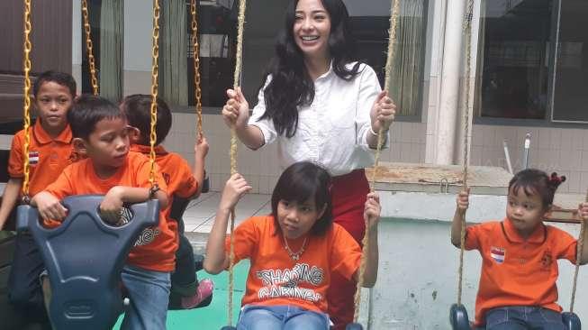 Soal Baju Pun Nikita Willy Diatur Ibunda Soal Baju Pun Nikita Willy Diatur Ibunda