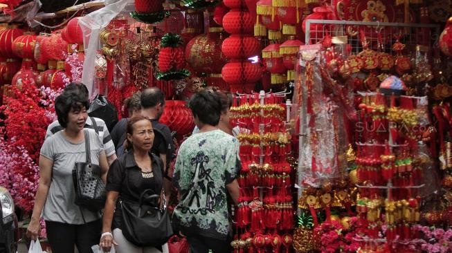 BMKG: Hujan Petir dan Angin Kencang Akan Sambut Imlek di Jabodetabek BMKG: Hujan Petir dan Angin Kencang Akan Sambut Imlek di Jabodetabek