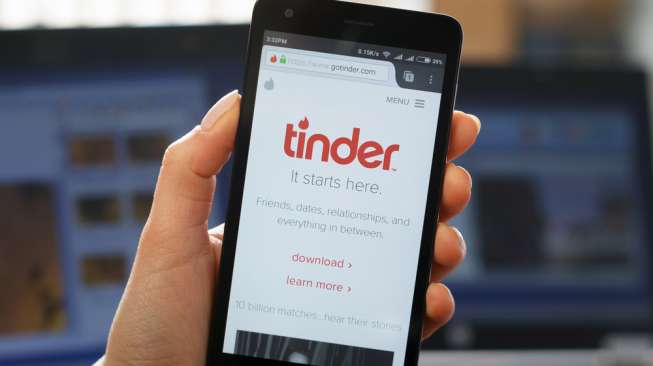 Ingin Dapat Pasangan di Tinder, Ini Waktu Terbaik Memainkannya