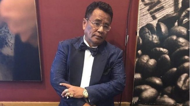 Pengacara Tajir Melintir, Dompet Hotman Paris Butut dan Berjamur Pengacara Tajir Melintir, Dompet Hotman Paris Butut dan Berjamur