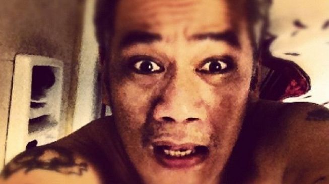 Tio Pakusadewo Sempat Bebas Jadi Budak Narkoba 15 Tahun Tio Pakusadewo Sempat Bebas Jadi Budak Narkoba 15 Tahun