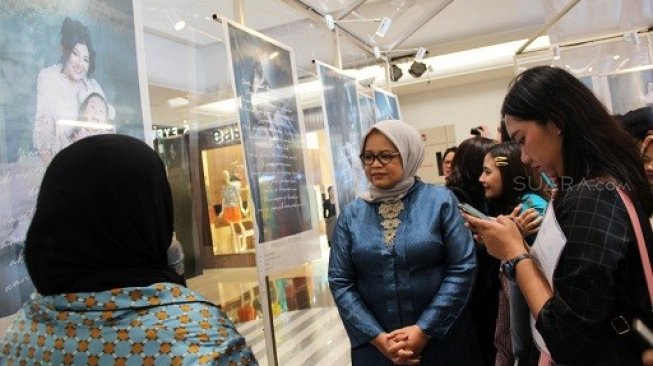 Sebar Kepedulian Bahaya Kanker Serviks Lewat Pameran #IAmTrulyWoman Sebar Kepedulian Bahaya Kanker Serviks Lewat Pameran #IAmTrulyWoman