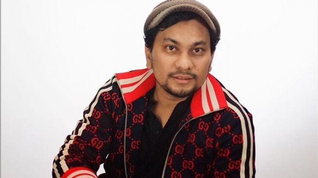 Mengapa Tompi Hapus Video tentang Filler Hidung? Mengapa Tompi Hapus Video tentang Filler Hidung?