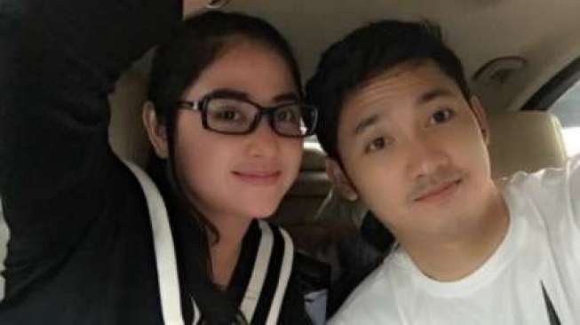 Digaet Manajer, Dewi Perssik Daftar Menikah di KUA Cilandak