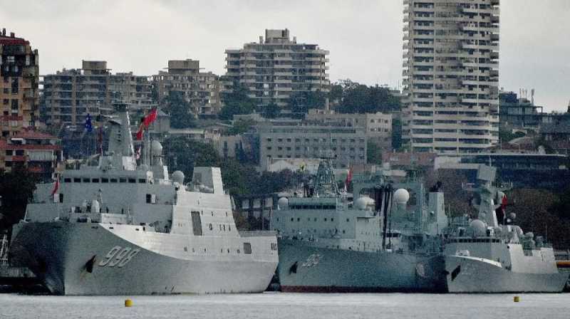 Tiga Kapal Perang China Bikin Pelabuhan Sydney Heboh Tiga Kapal Perang China Bikin Pelabuhan Sydney Heboh