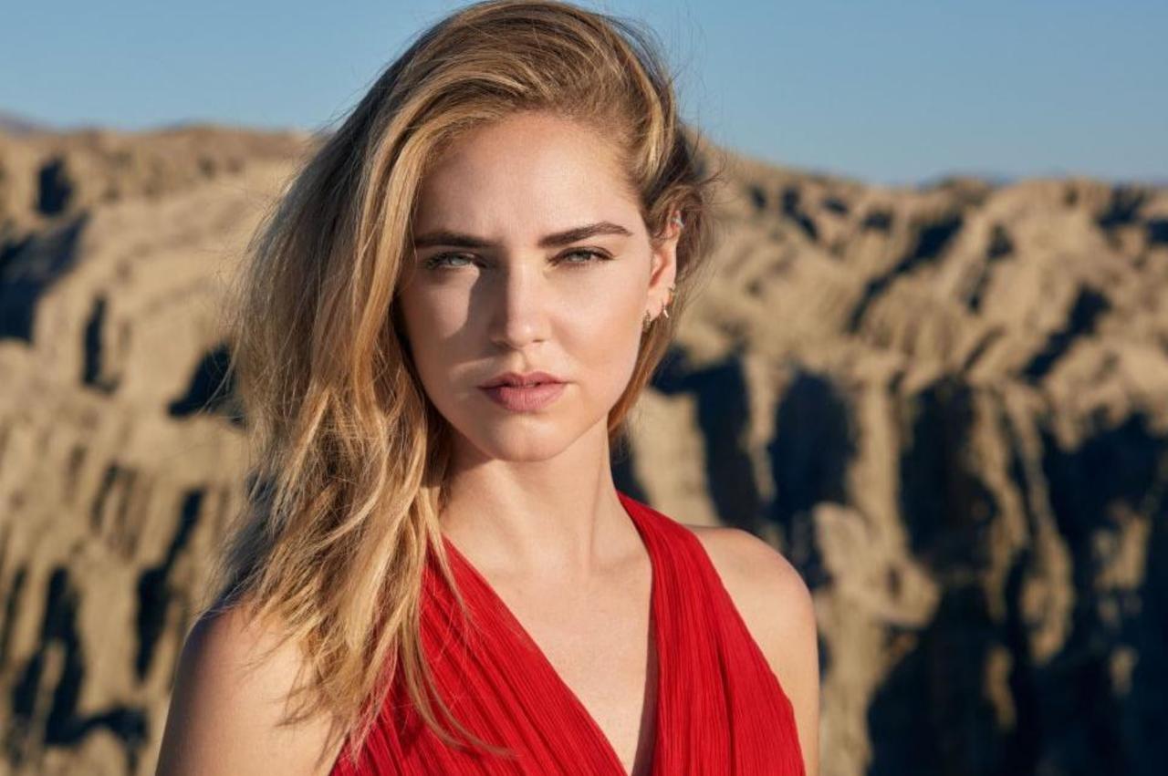 Chiara Ferragni Menantang Gurun yang Tandus