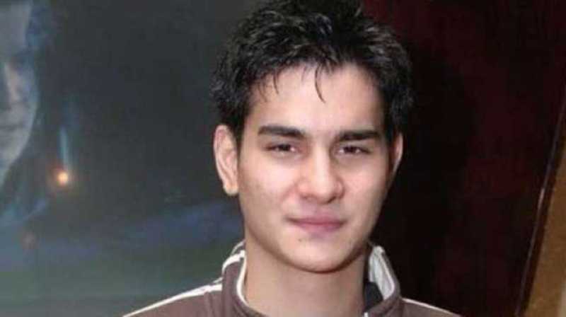 Video Steve Emmanuel Peluk Perempuan Cantik, Siapa Dia? Video Steve Emmanuel Peluk Perempuan Cantik, Siapa Dia?