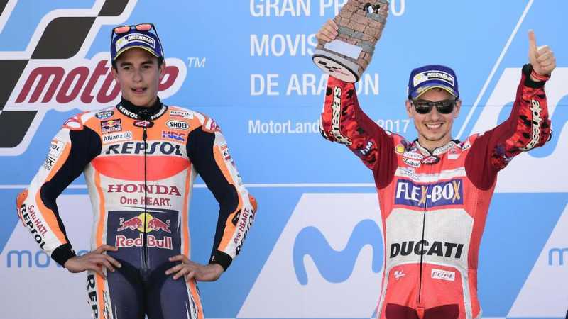 Lorenzo: Marquez Bukan Musuh Meski Kami Beda Pendapat Lorenzo: Marquez Bukan Musuh Meski Kami Beda Pendapat